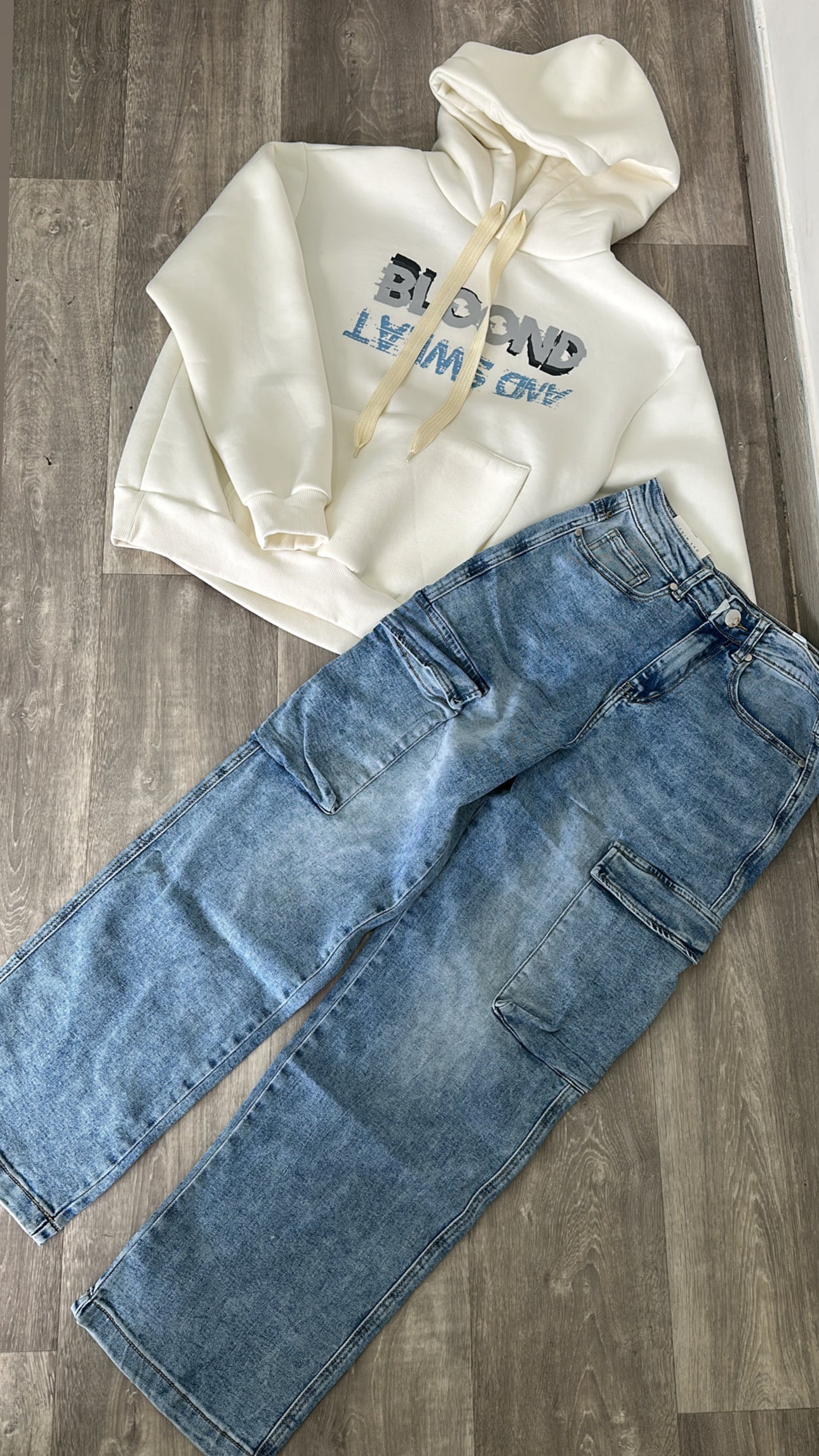 Cargo in Denim